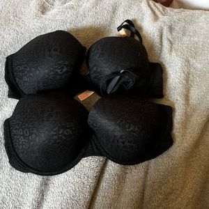 Victoria Secret wear everywhere lightly lined t shirt bra